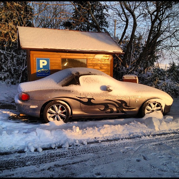 MX 5 im Schnee