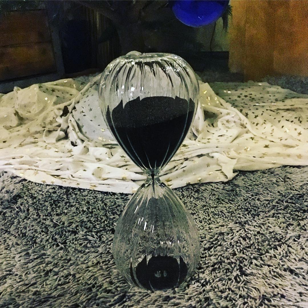 A hourglass for me to Christmas! Thank you @bonzai74