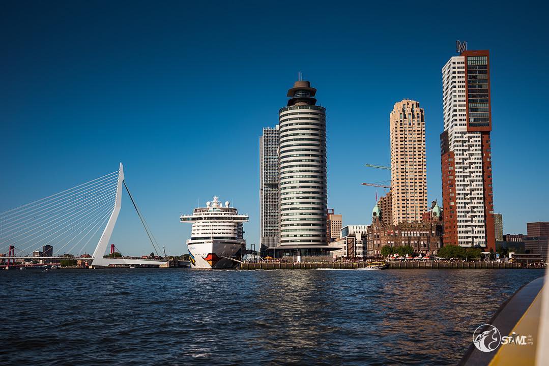 View from Nieuwe Maas to Port of Rotterdam and Erasmusbrug #netherlands?? #nikond750?